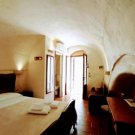 Cave Sassi Гостевой дом