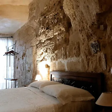 Cave Sassi Gasthof Matera