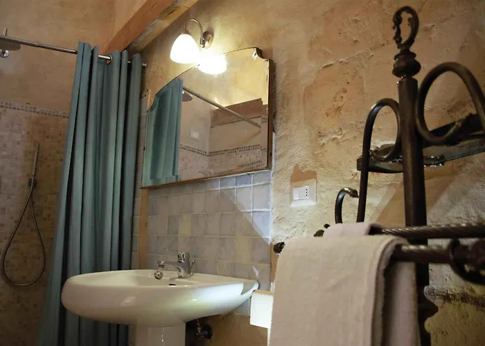 Cave Sassi Affittacamere